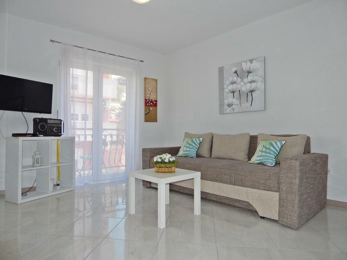 Apartment Marko Podstrana Esterno foto